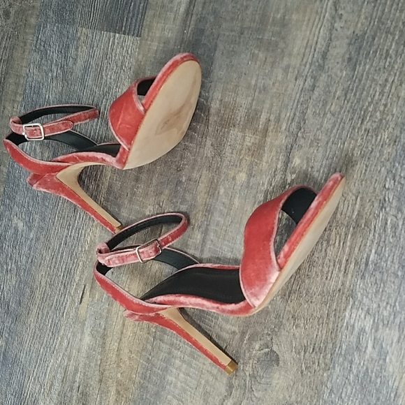Sandro 36 or 6 Pink Velvet Tan bottom Buckle Ankle strap New without Tags Box - Picture 12 of 16
